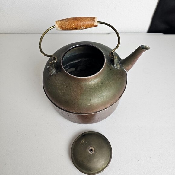 Vintage Copper Teapot Kettle Wood Handle Primitive Rustic Farmhouse DECOR ONLY - Picture 4 of 8